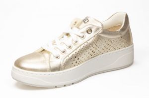  Goud